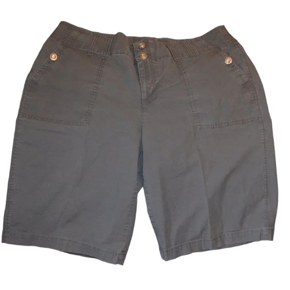 INC International Concepts Women Cotton Gray Buttons Rhinestones Midi Shorts 14W